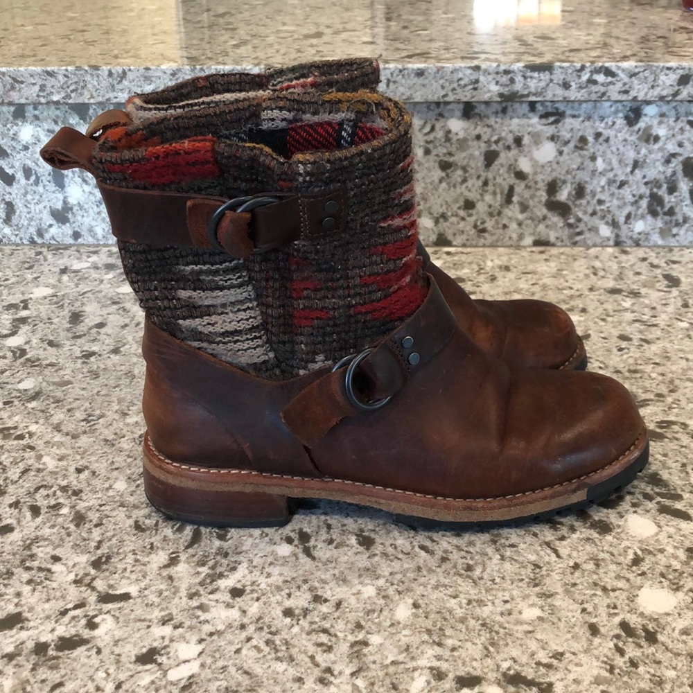 Woolrich Boots. Great Condition. Size 7.5